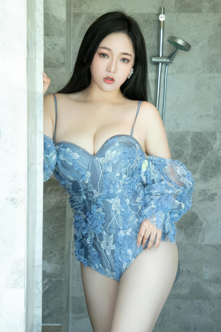 极品大胸美女尤果网美女国模写真套图