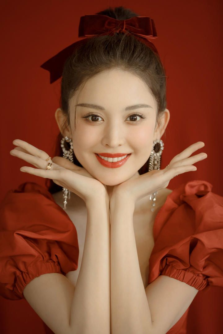 可爱俏皮美女明星古力娜扎高清壁纸图片大全