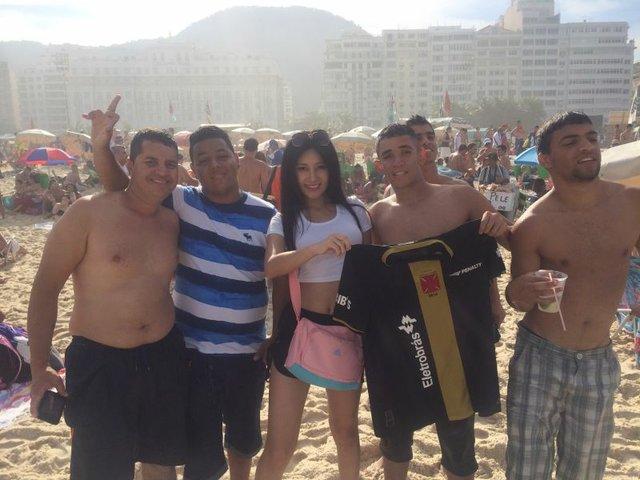 性感宝贝樊玲的里约大冒险之 热情海滩多帅哥