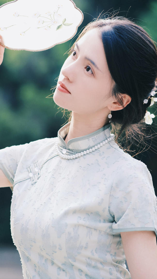 中国清纯旗袍美女壁纸大全