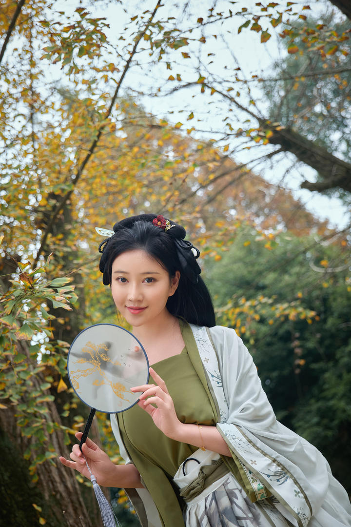 中国唯美古风汉服美女壁纸图片大全