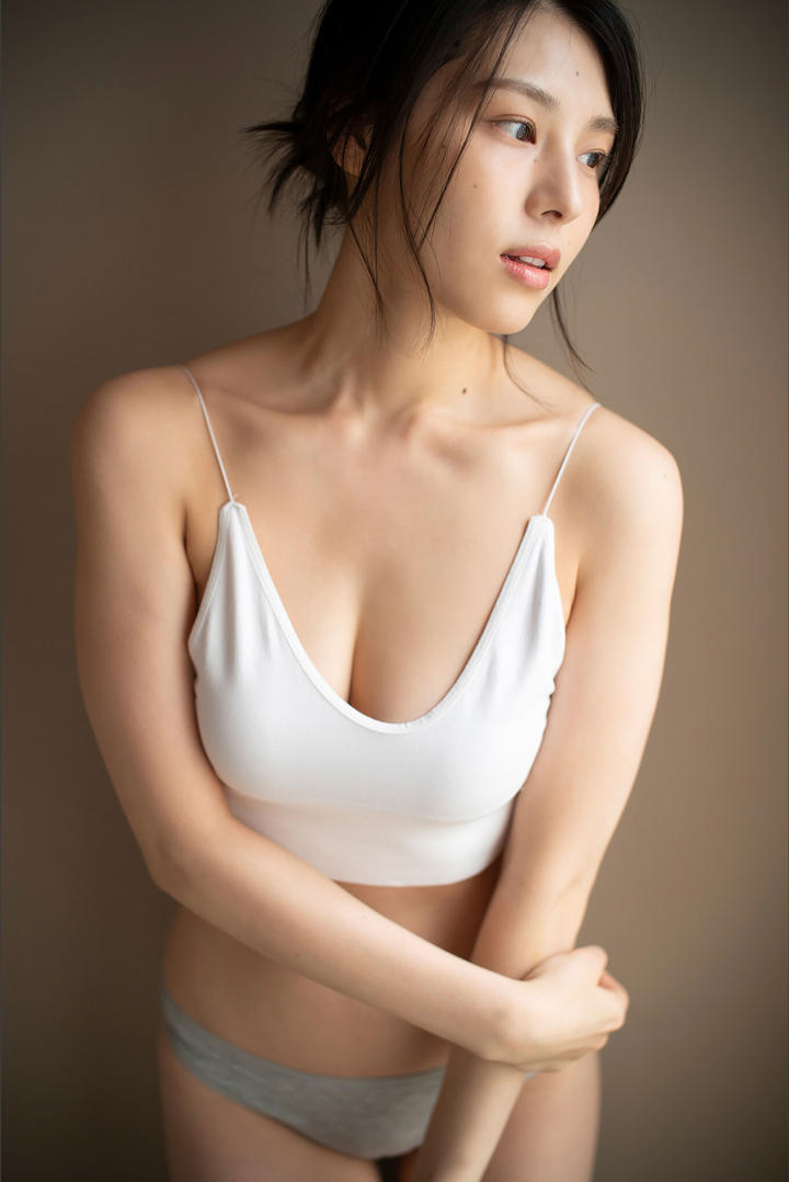 日本成熟美女写真图片