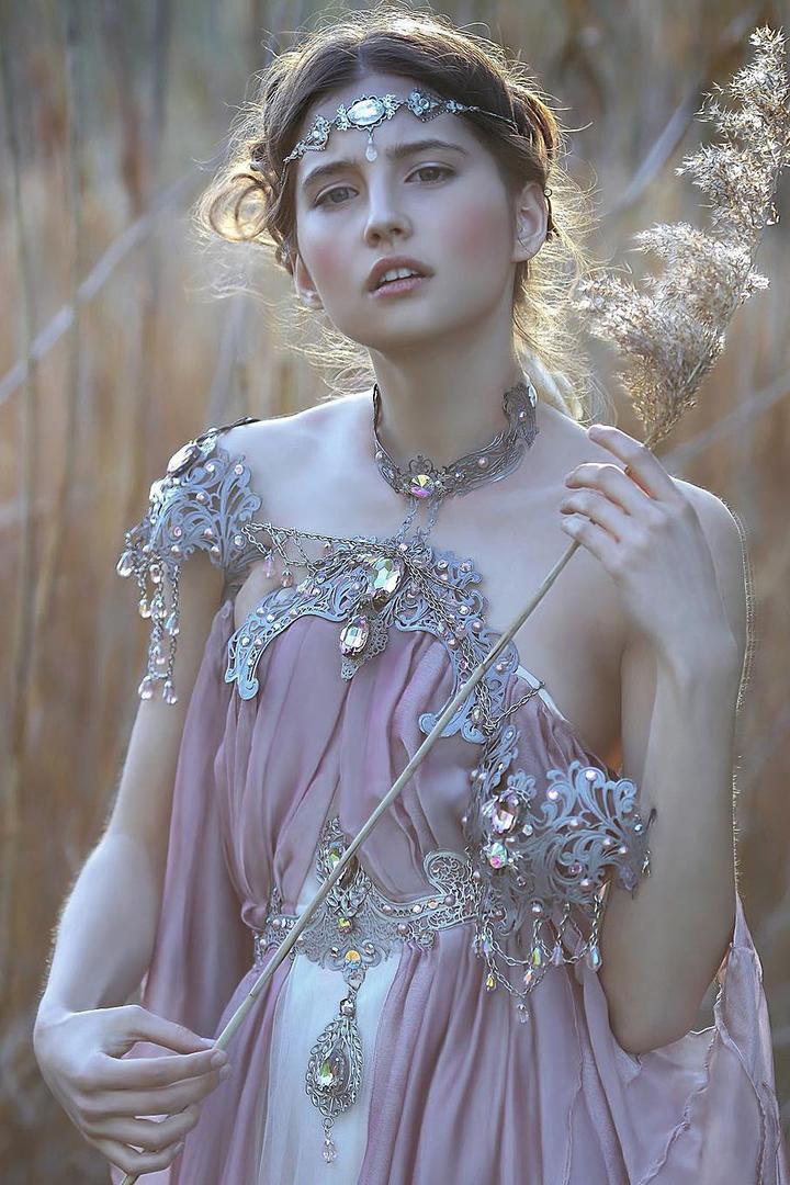 高清西方美女模特人体艺术写真图片