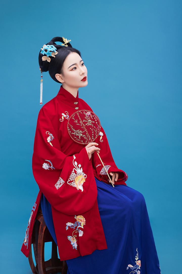 清纯甜美的古风头像女人像摄影图片