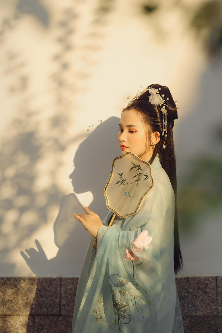 高颜值古装美女媛媛古风壁纸图片欣赏
