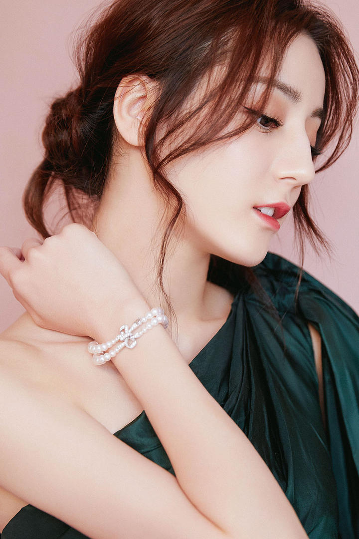 极品性感女星迪丽热巴特写