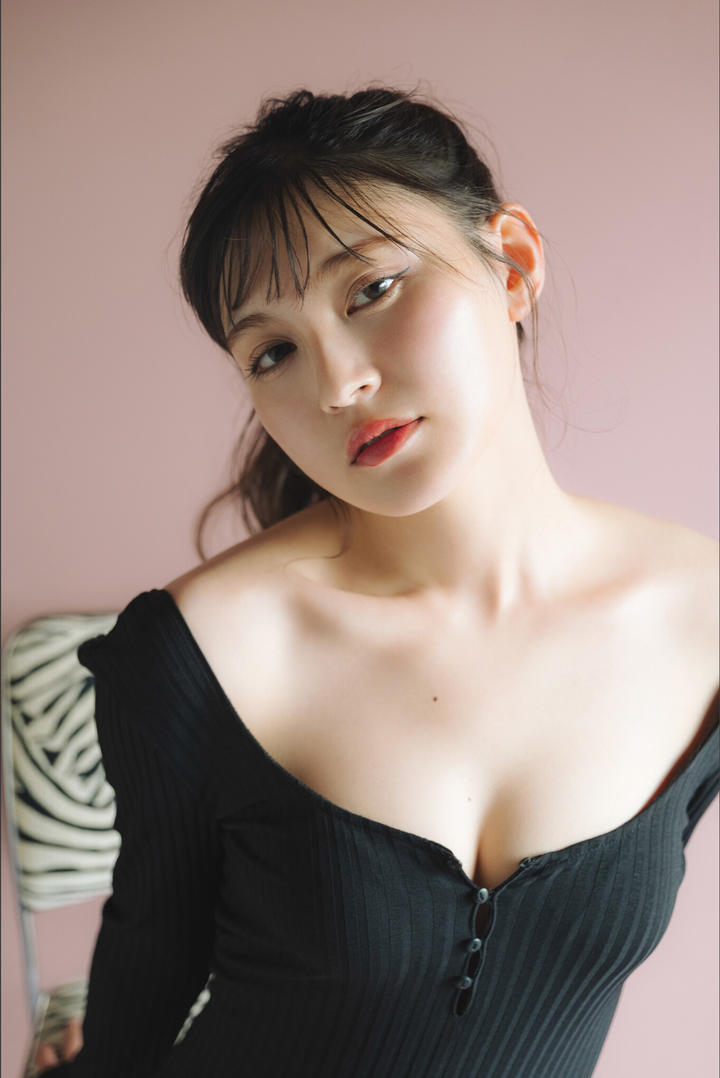 亚洲梨形身材美女专区