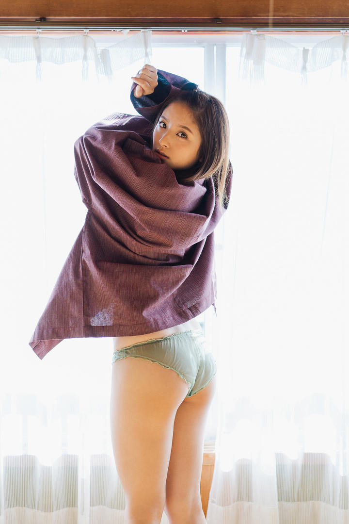 亚洲成熟美女翘臀图片