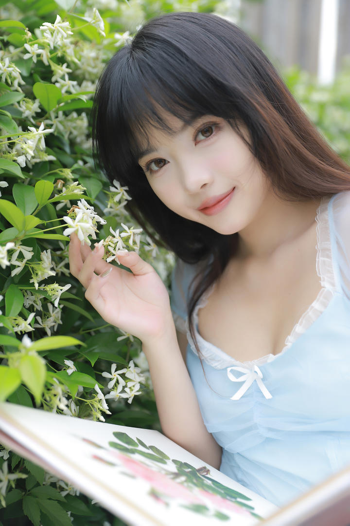 99国产精品甜美反差大学生艺术照