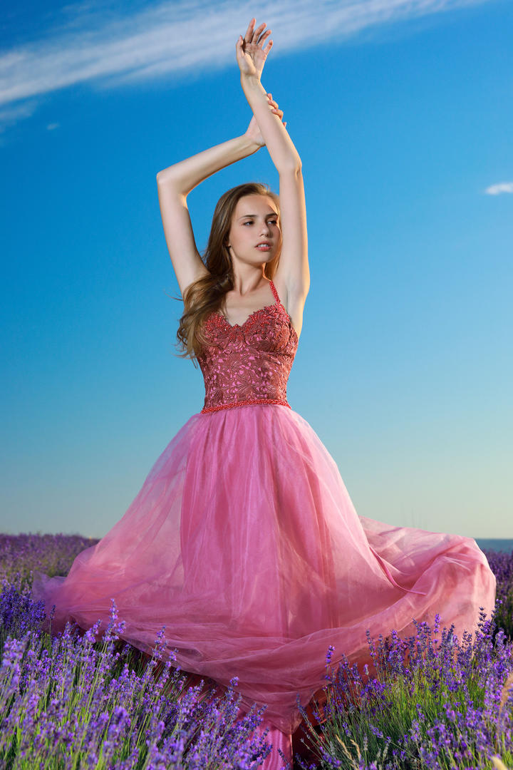 很有气质欧美MetArt人体美少女艺术照