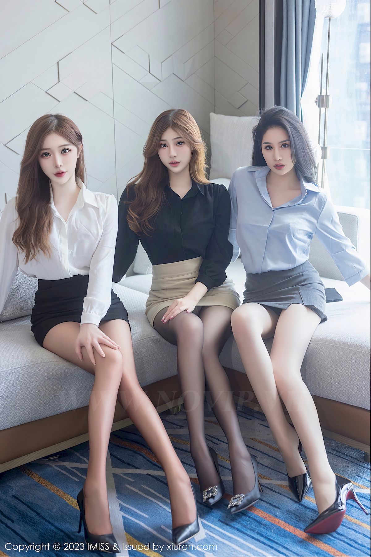 爱蜜社模特@Lavinia肉肉@Jermy@Lindalinda丝袜OL写真