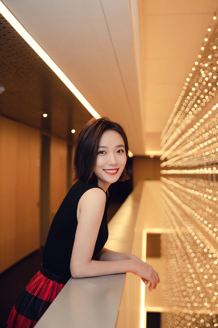 国内气质女神王珞丹高清手机壁纸图片大全