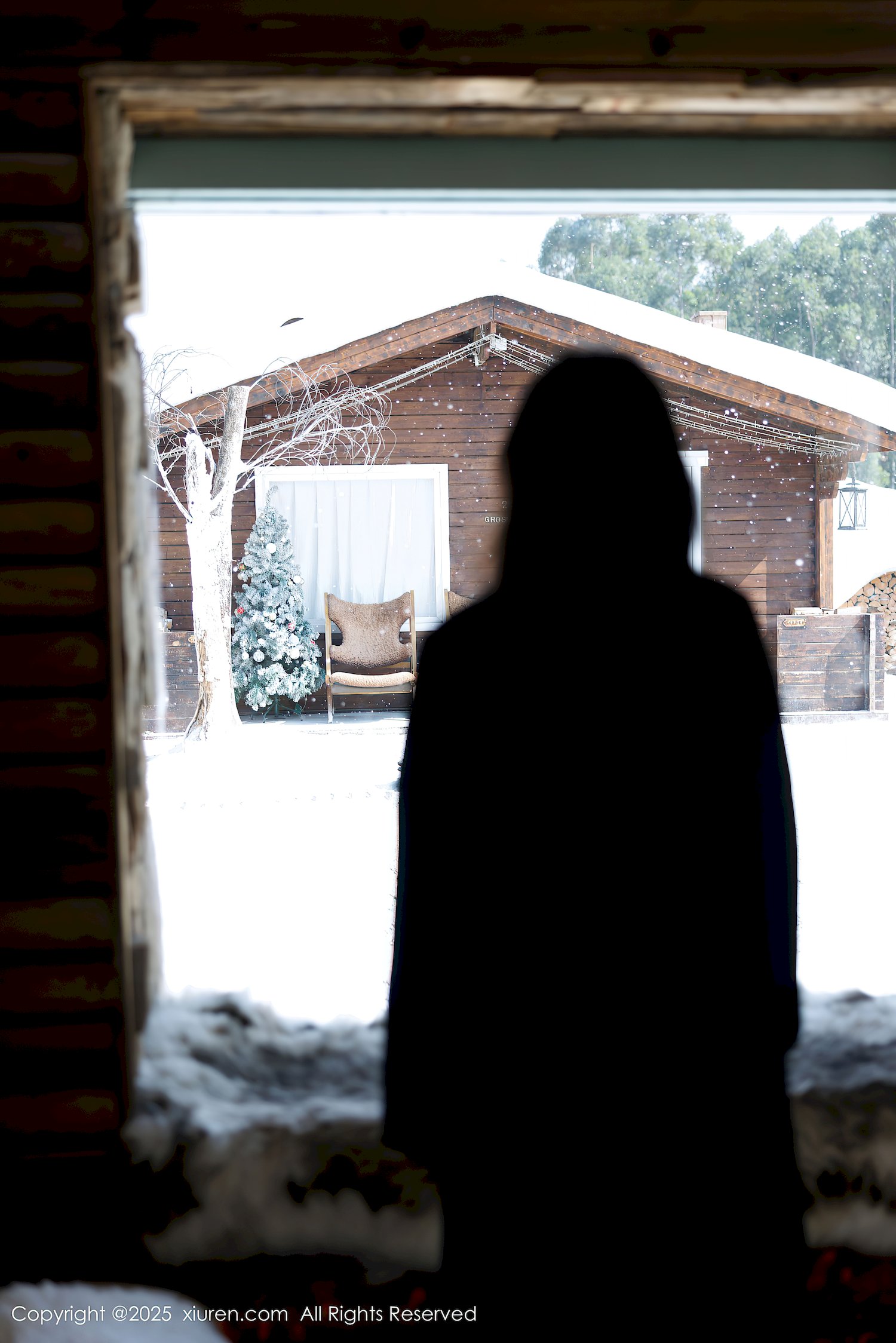 秀人网模特林星阑黑色情趣搭配魅惑黑丝性感写真