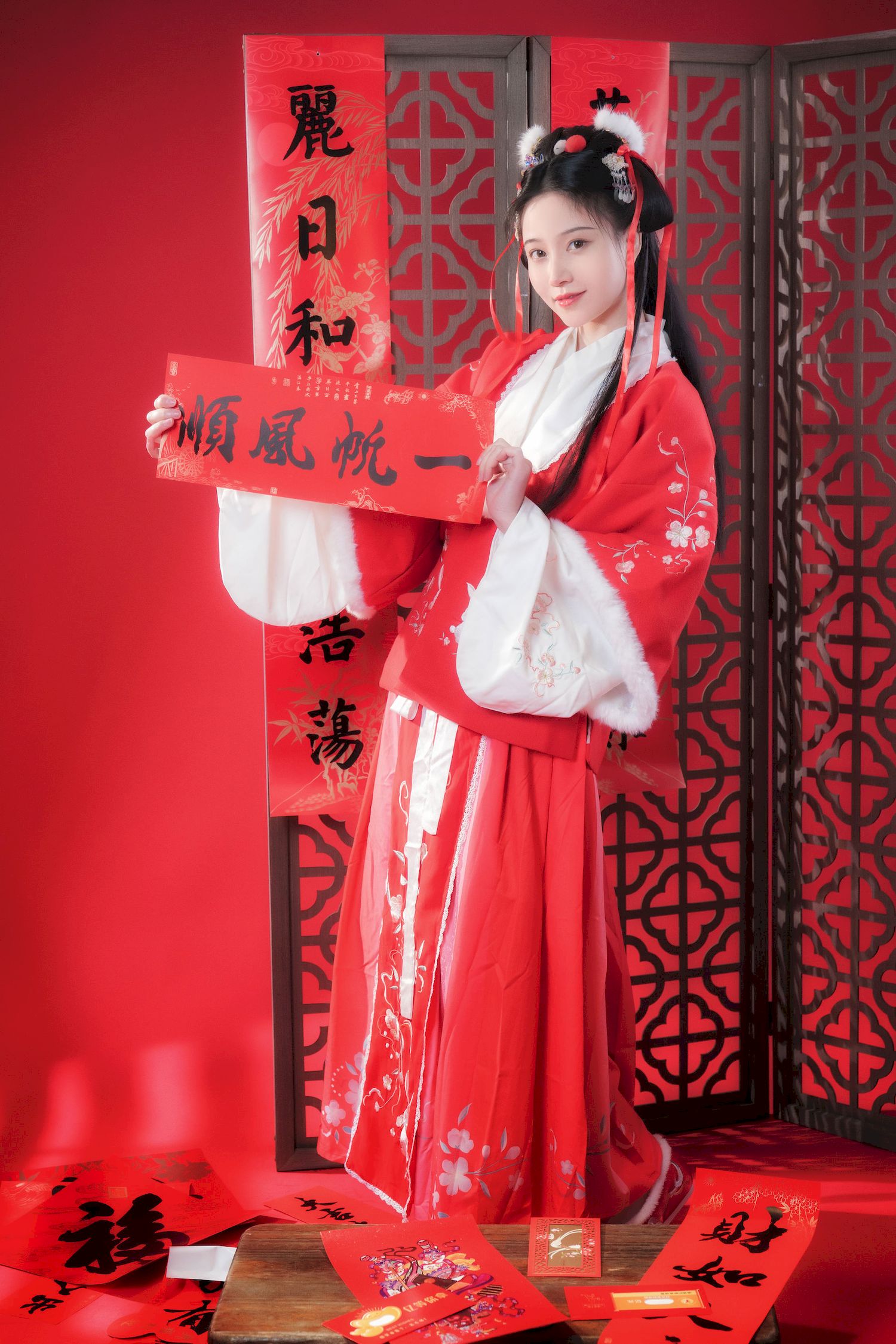 古典美女Nnian红色拜年服新年新气象喜庆写真