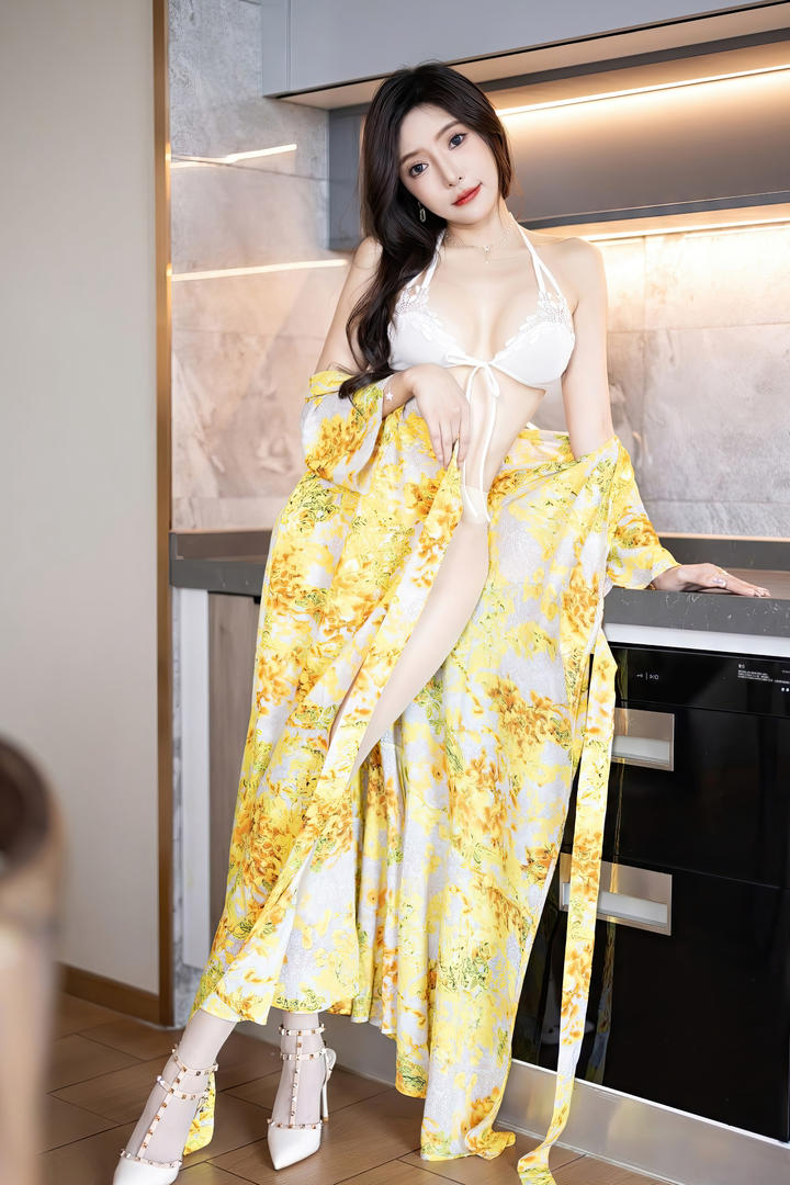 推女郎国模王馨瑶大尺度私拍套图下载