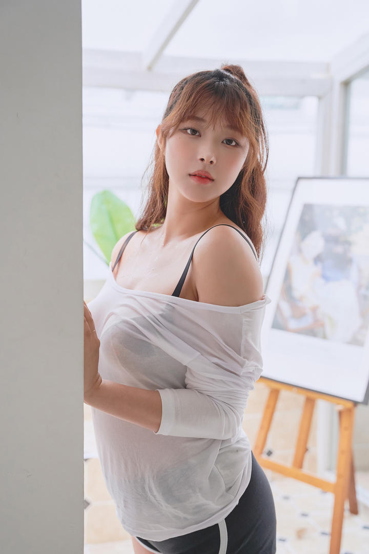 韩国热裤美女照片