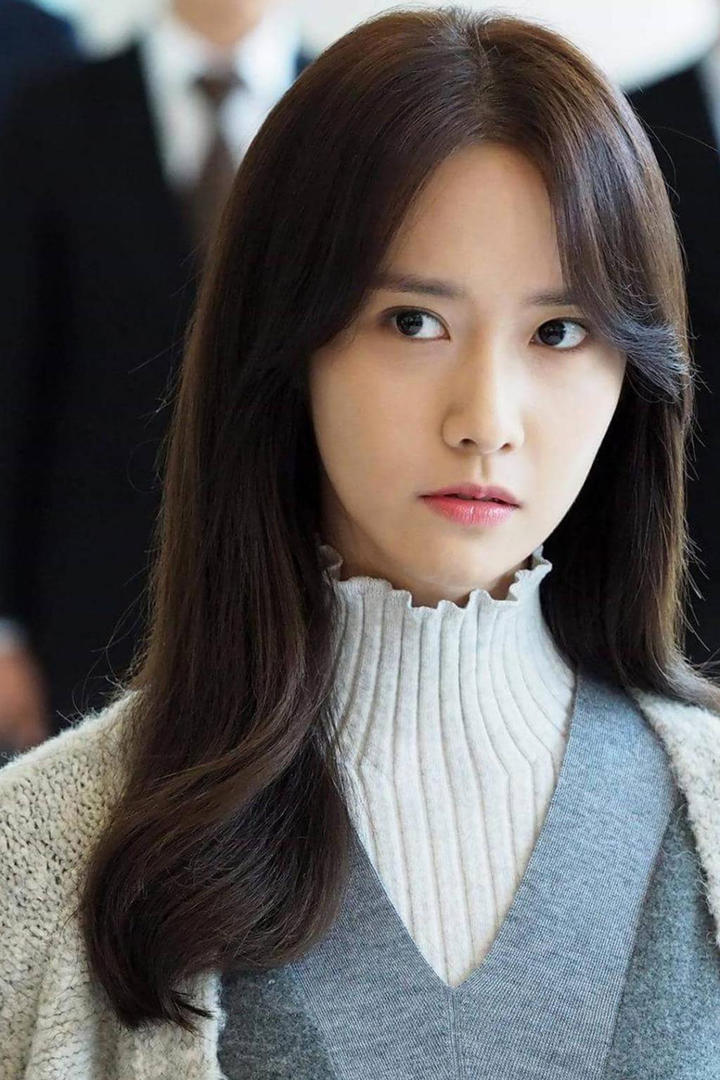 韩国气质美女明星林允儿图片高清