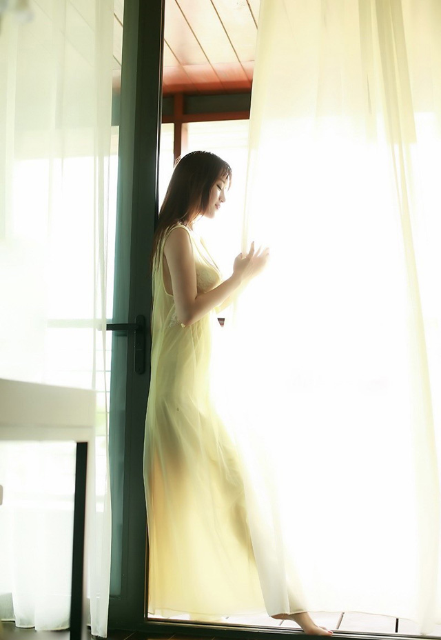 养眼MM清新动人私房写真