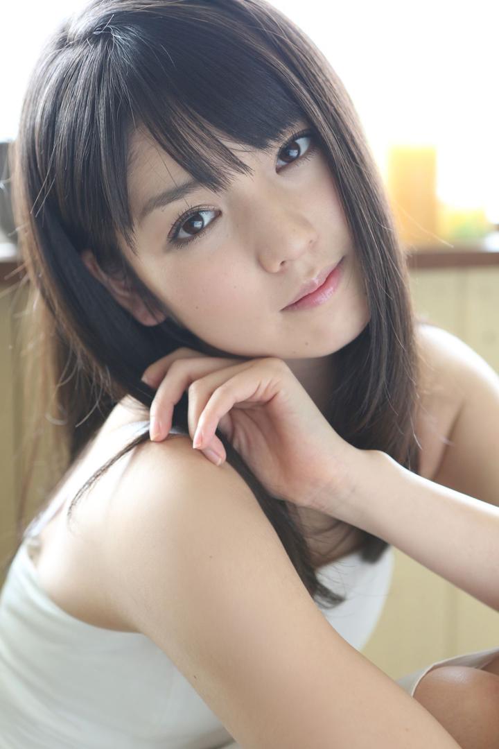 超高清日本清纯漂亮的美女写真图片