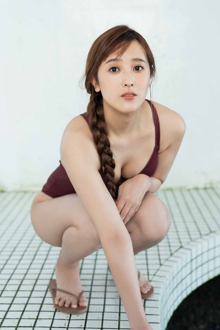 日本泳装美女性感写真图片集