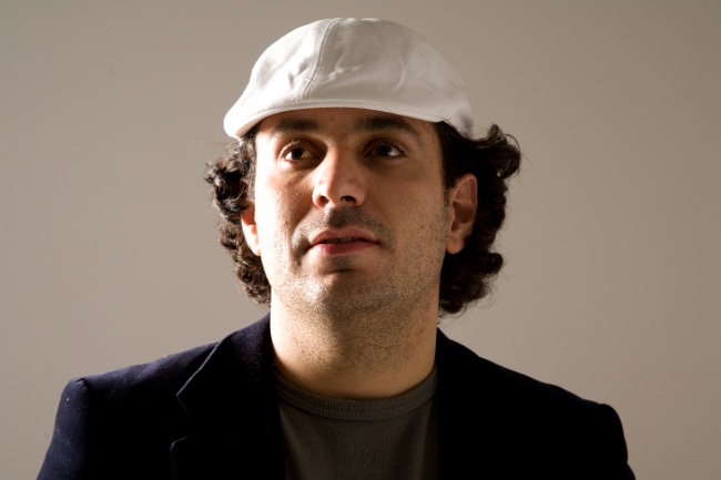 男生自然卷发型设计图片