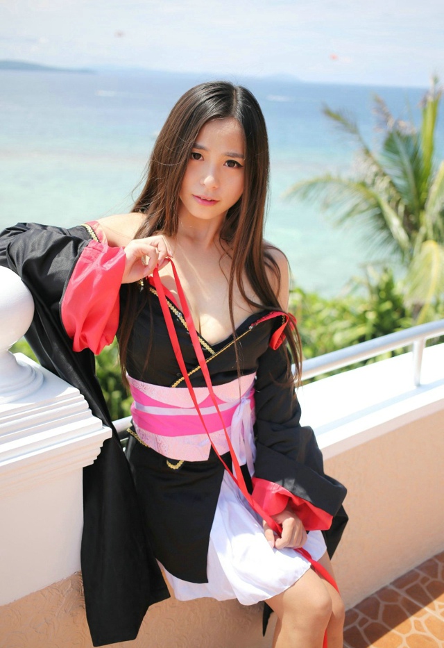 长女清纯美女和服性感火辣写真