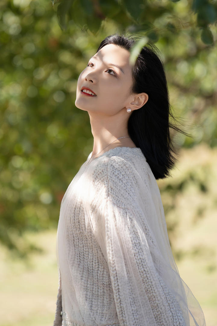 中国高清短发女生美女手机壁纸图片大全