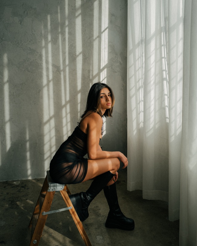 欧美美女大胆人体艺术照欣赏