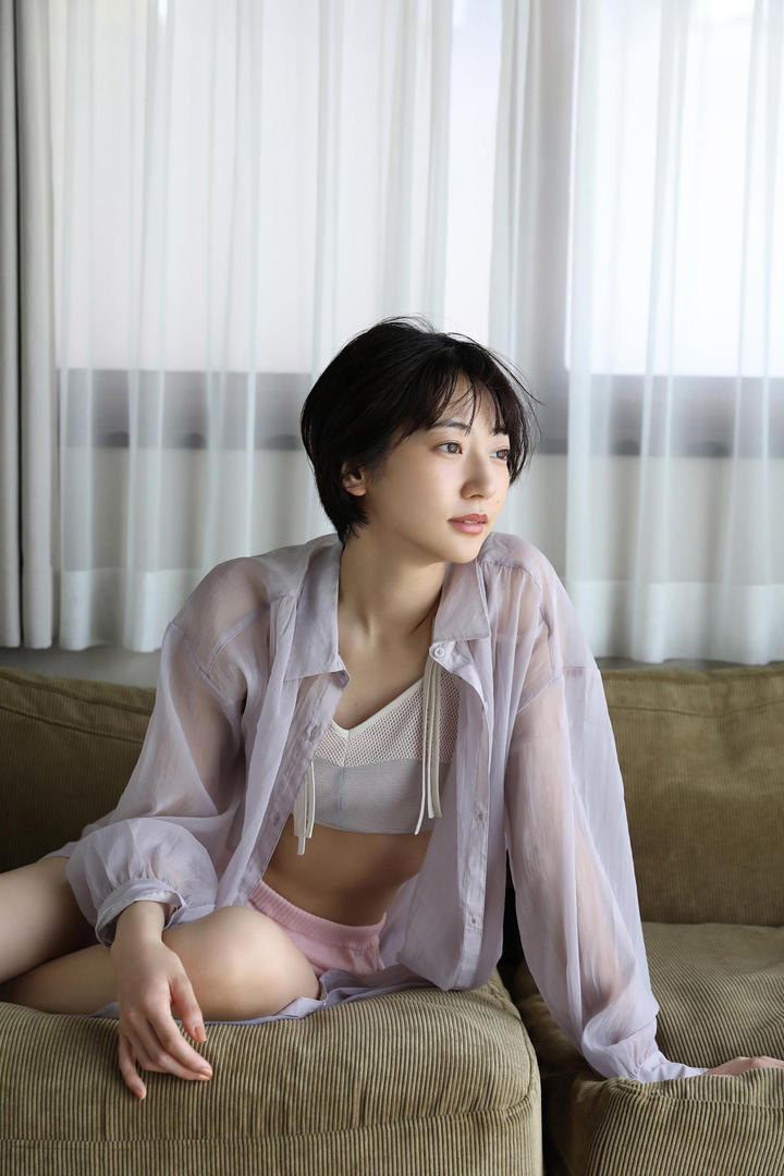 日本伦理片清纯mm131美女女生写真集下载