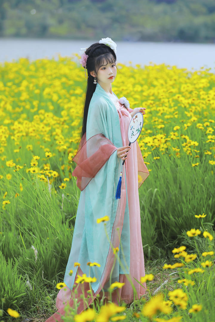 唯美古装博主高清壁纸图片