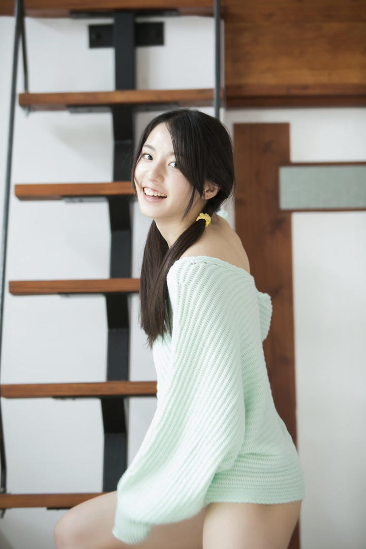 绝色日本可爱女生美女清纯艺术照写真图片