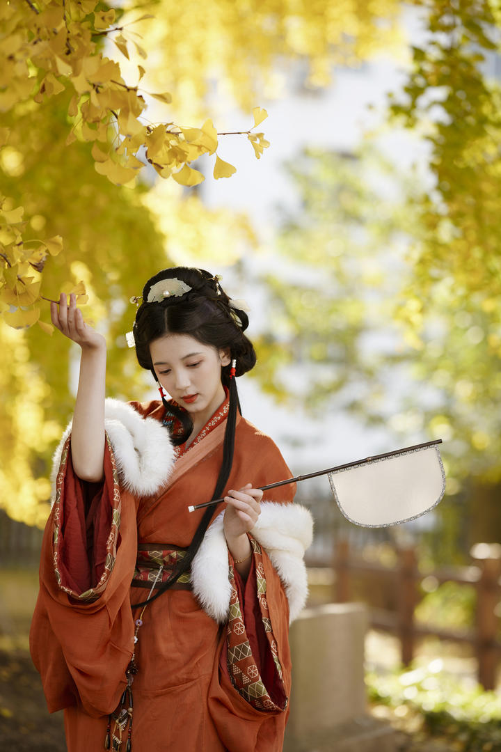 90后古装美女主播高清图片