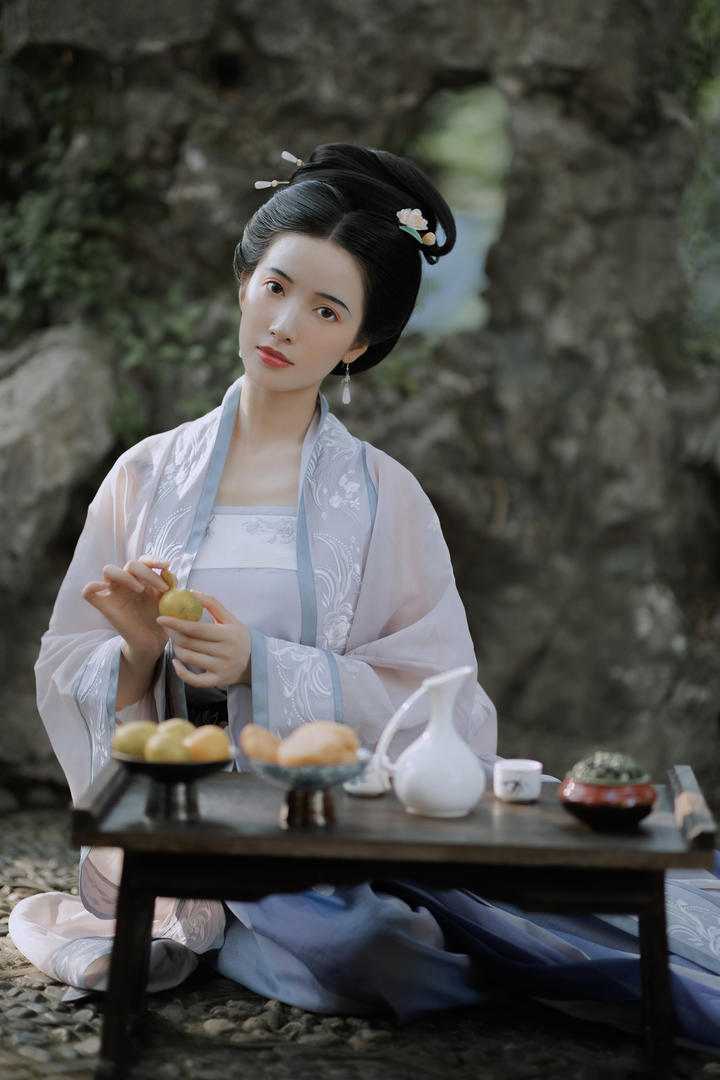 古典气质美女古装艺术写真图片大全