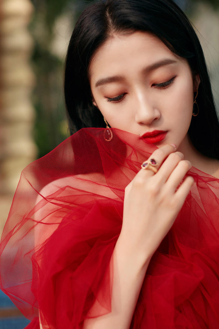 海量中国美女明星关晓彤写真壁纸图片下载
