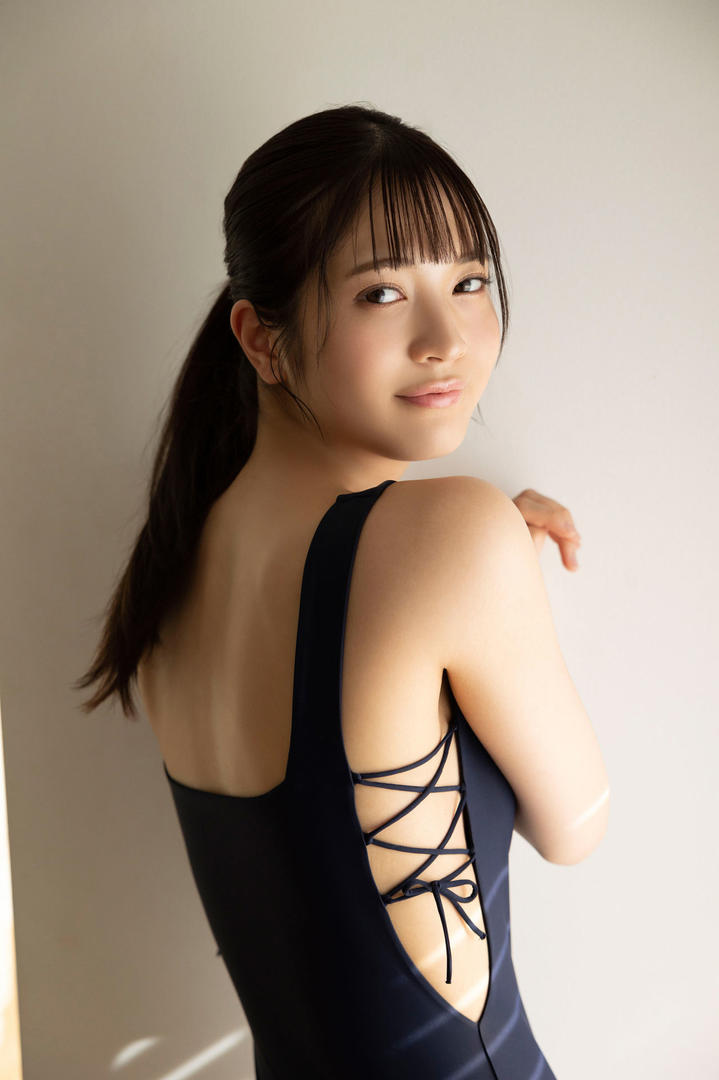 亚洲嫩模AV少女天然素人自拍