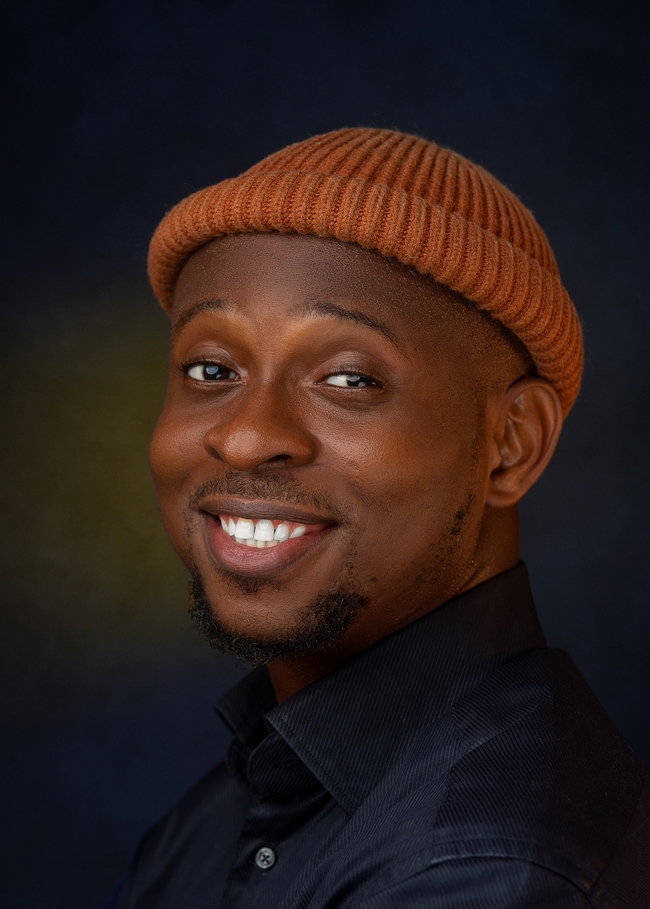 高清微笑黑人帅哥图片