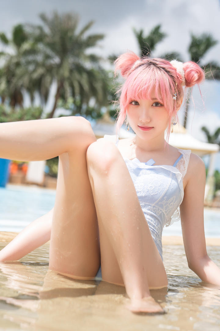超高清清纯网红主播美女私拍套图