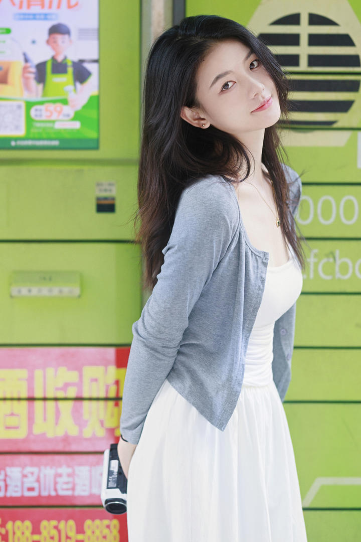 国内清纯养眼女生摄影图片下载专区