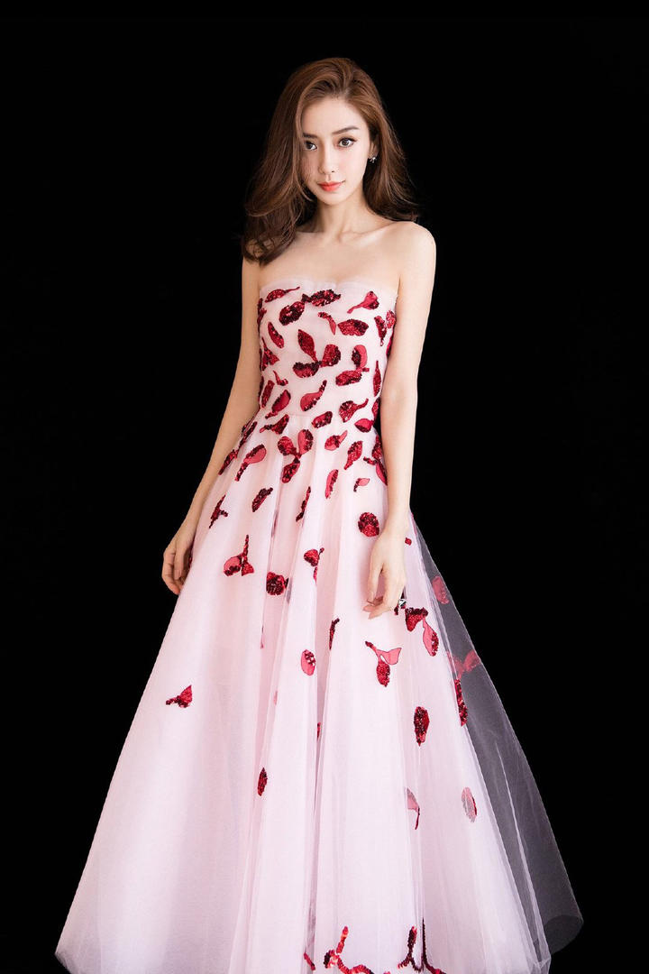 国内女明星angelababy杨颖个人高清艺术写真图片专辑