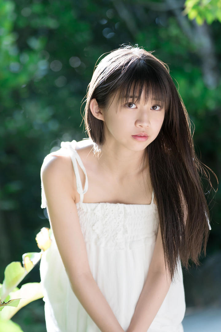 超高清日本清纯甜美女生写真图片