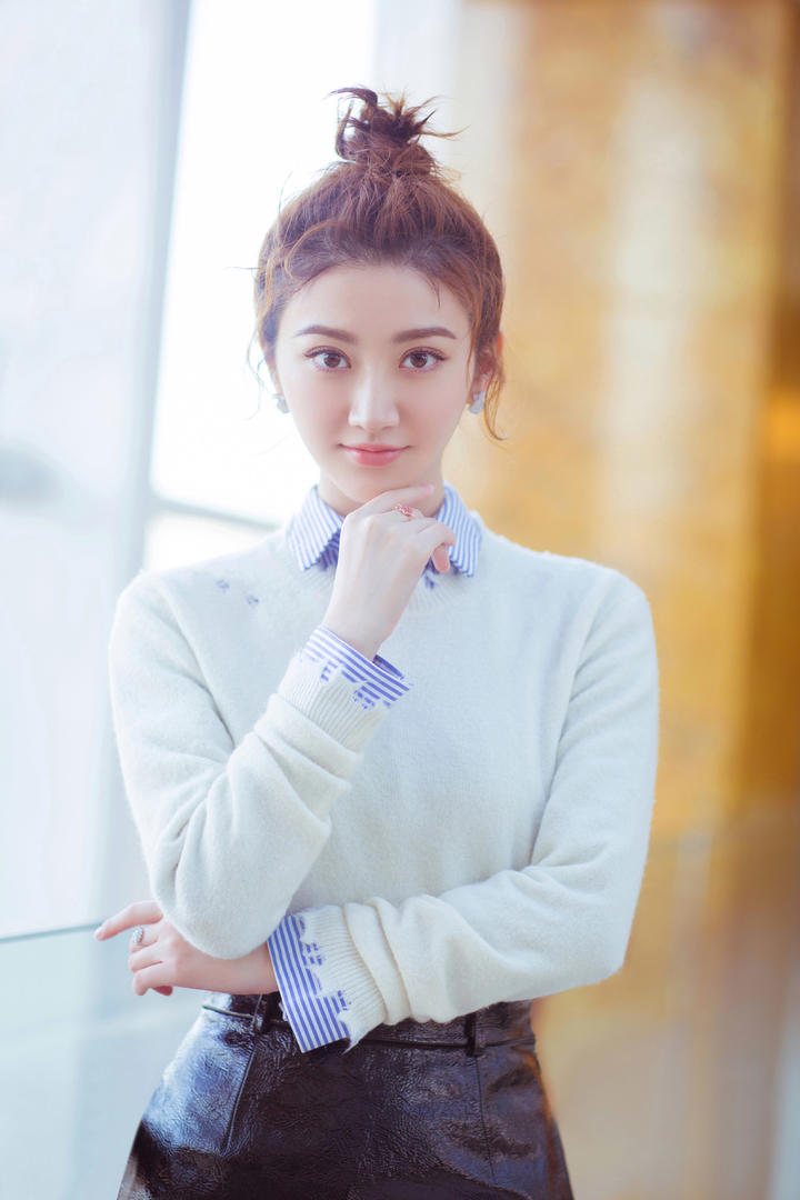 张继科前女友景甜自拍图片