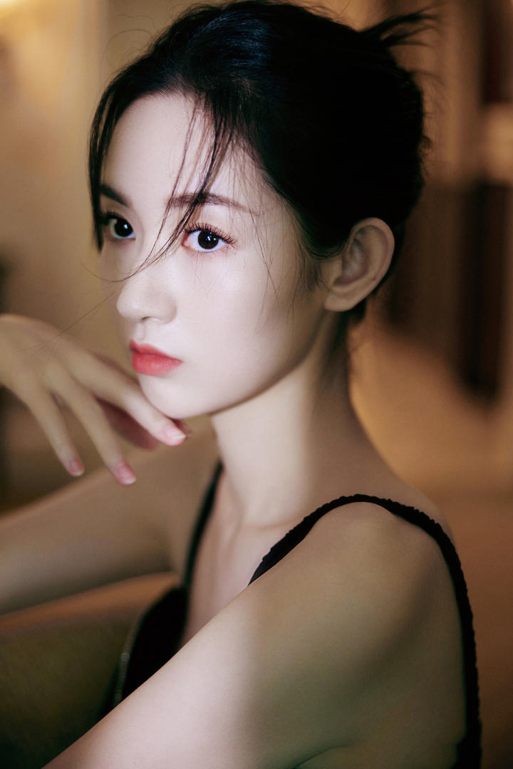 中国高清漂亮女生QQ头像图片大全