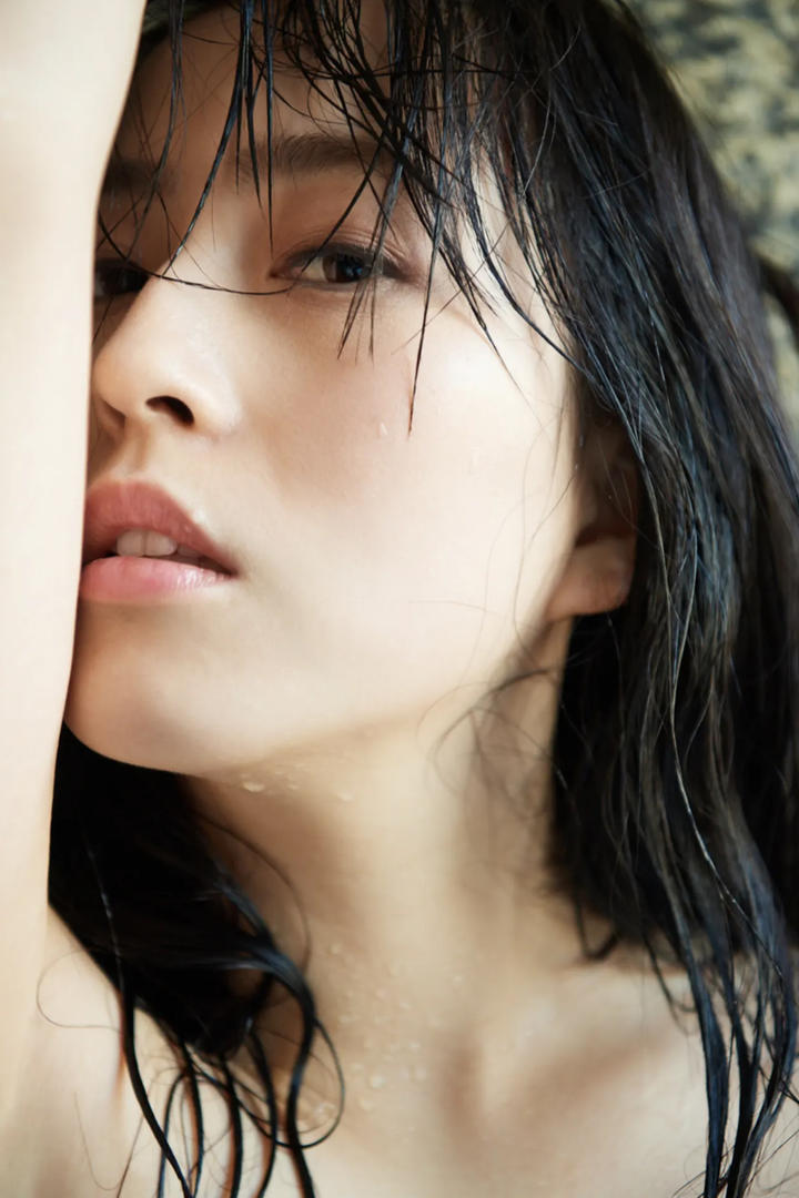 精品日韩AV在线极品美女销魂艺术照下载