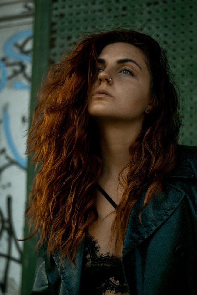 孤独伤感欧美美女图片