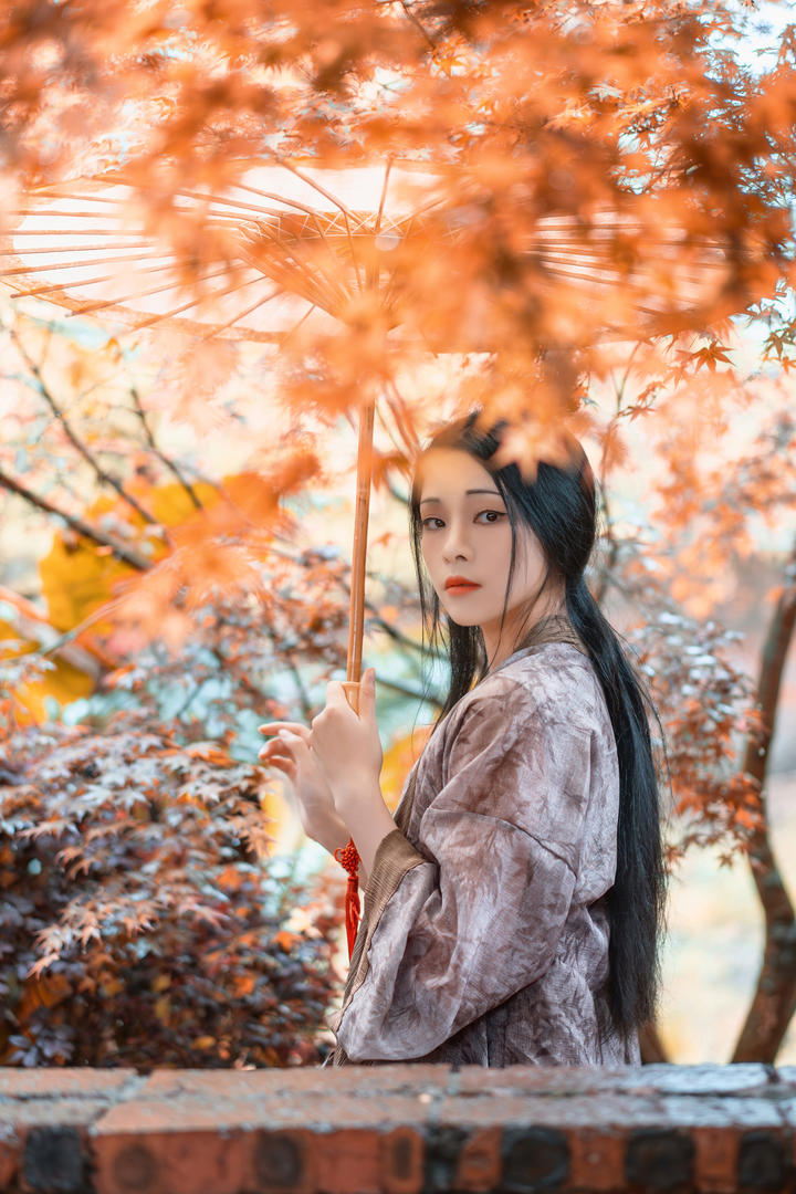 秋日古装古典美女高清壁纸摄影写真大图