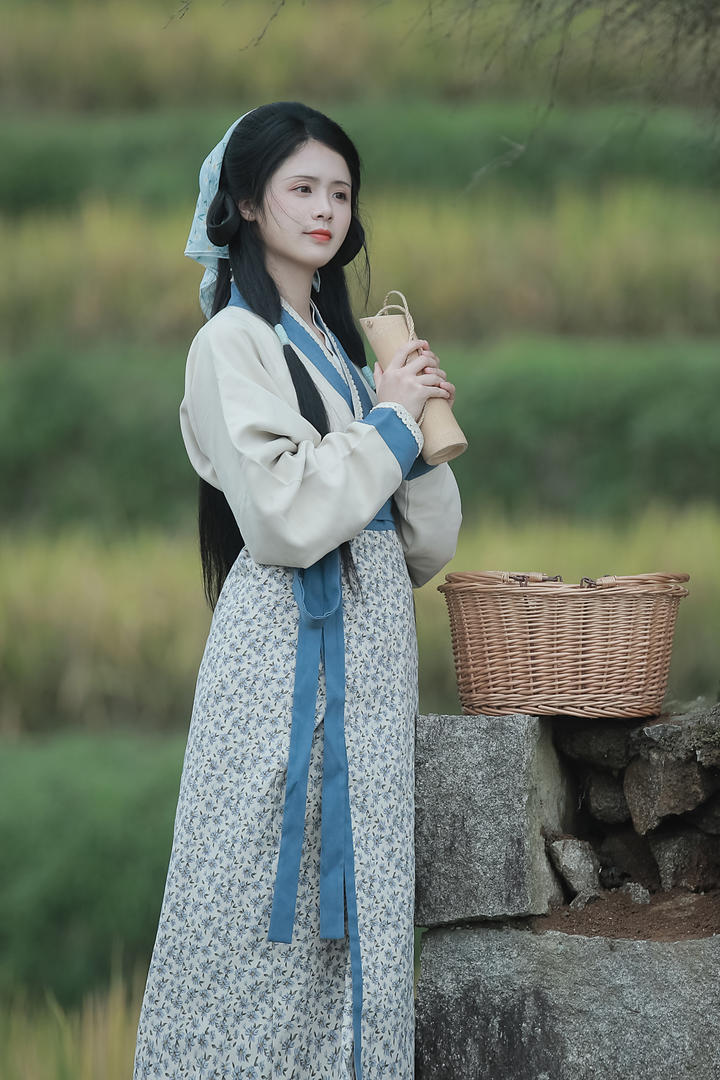 清纯温柔古风采茶女个人艺术写真图片