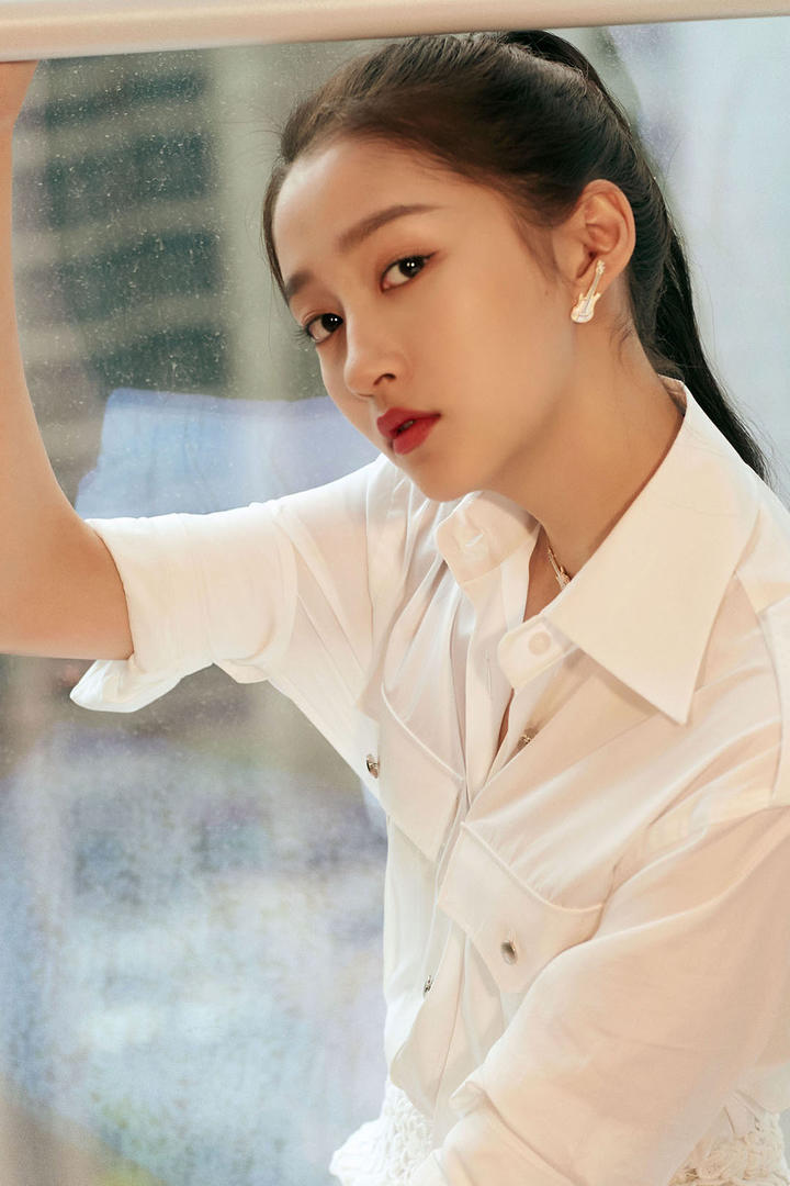 高清中国女星关晓彤写真