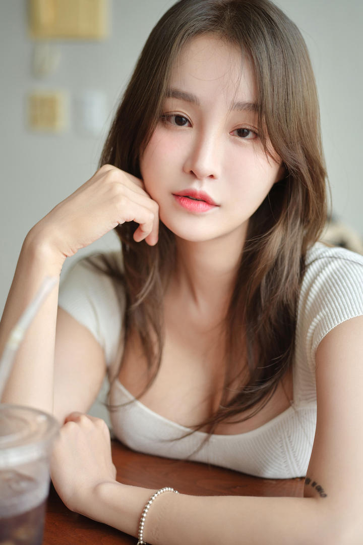 韩国高清气质美女模特个人艺术写真图片