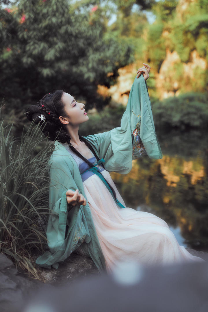 清唯唯美古装美女人像摄影写真图片