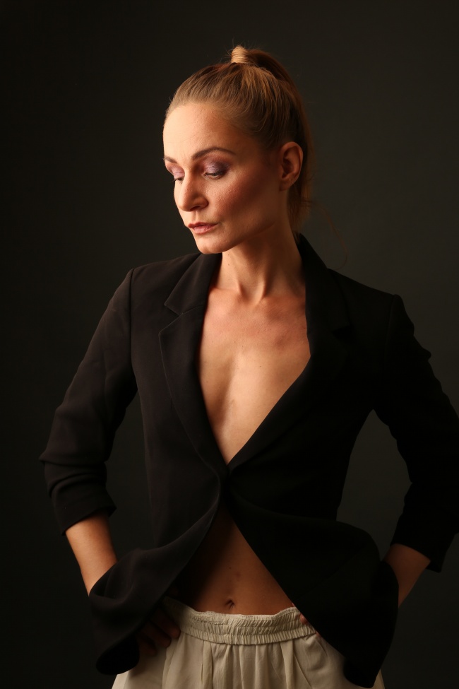 欧美性感中年女人体图片